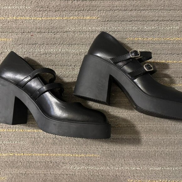 Womens Monroe Pump Size 7 Brand Yellow - Picture 3 of 5